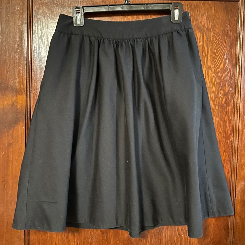 Dockers Black Cotton Blend Full A-Line Skirt with Deep Pockets Size 4